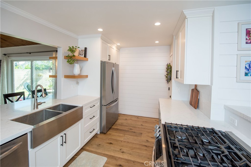 15442 Stanford, Huntington Beach CA 92647 - photo 13