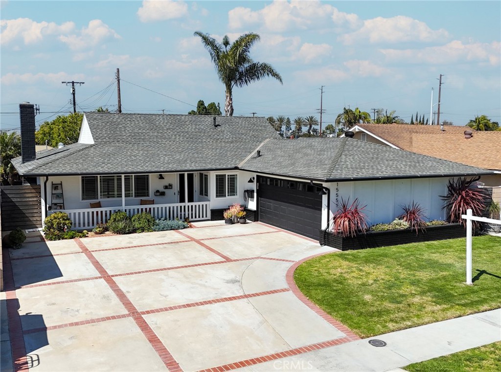 15551 Aulnay Lane, Huntington Beach CA 92647 - photo 1