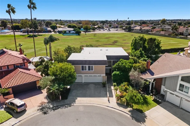 15581 Wild Plum Circle, Huntington Beach