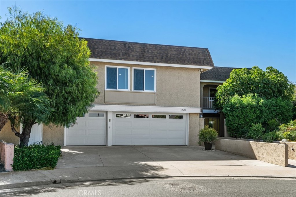 15581 Wild Plum Circle, Huntington Beach CA 92647 - photo 44