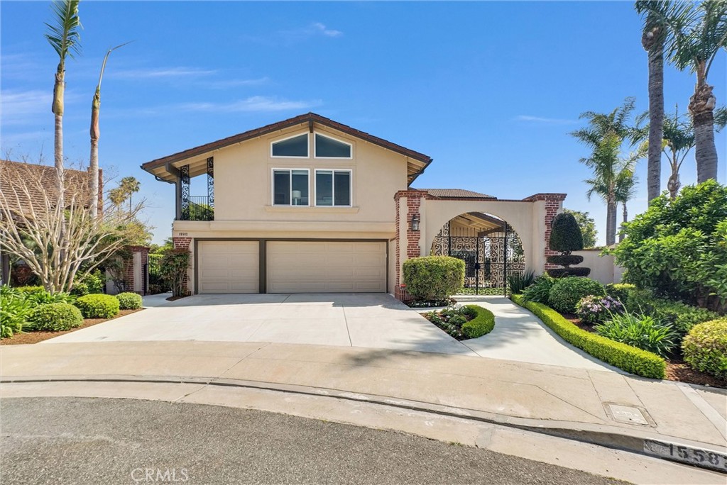 15582 Wild Cherry Cir, Huntington Beach CA 92647 - photo 1