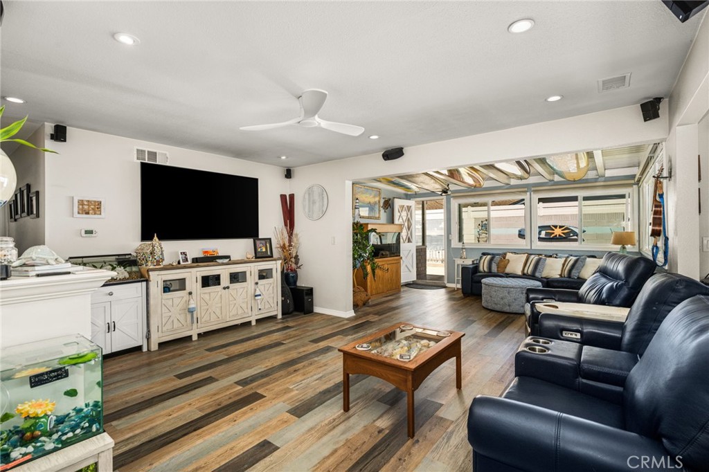 Living Room - 15732 Swan Lane, Huntington Beach CA 92649 - photo 5