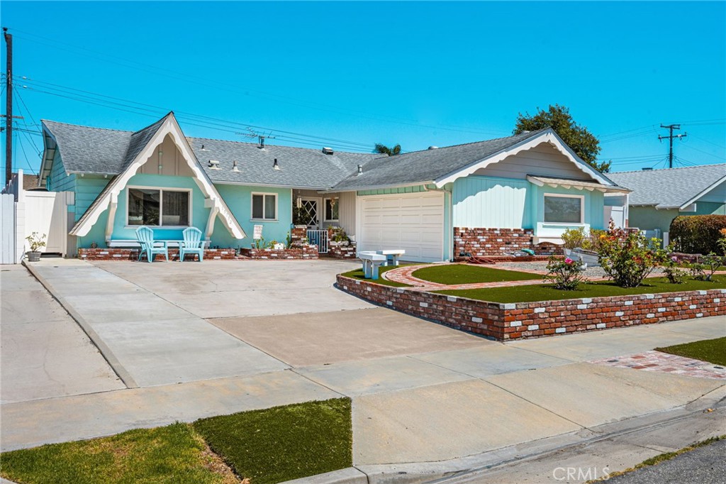 Front2 - 15732 Swan Lane, Huntington Beach CA 92649 - photo 15