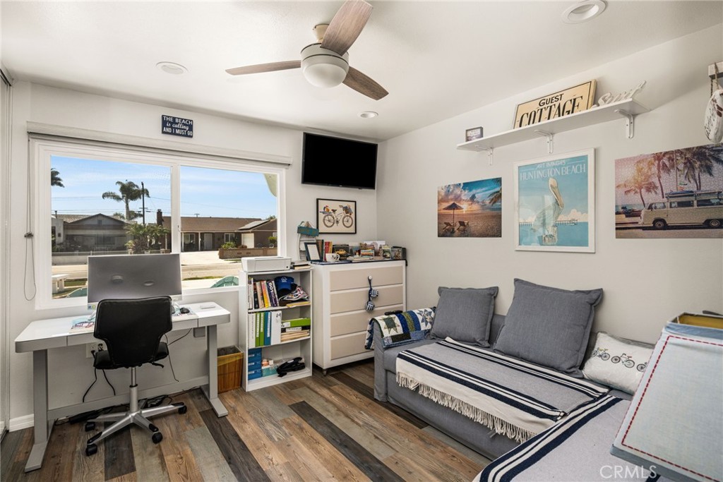 Bedroom - 15732 Swan Lane, Huntington Beach CA 92649 - photo 36