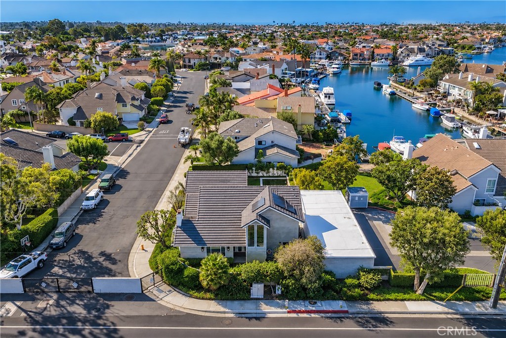 16001 Santa Barbara, Huntington Beach CA 92649 - photo 5