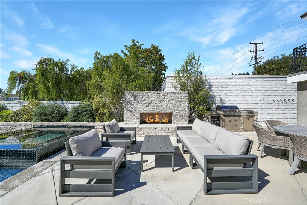 16001 Santa Barbara, Huntington Beach CA 92649 - photo 11