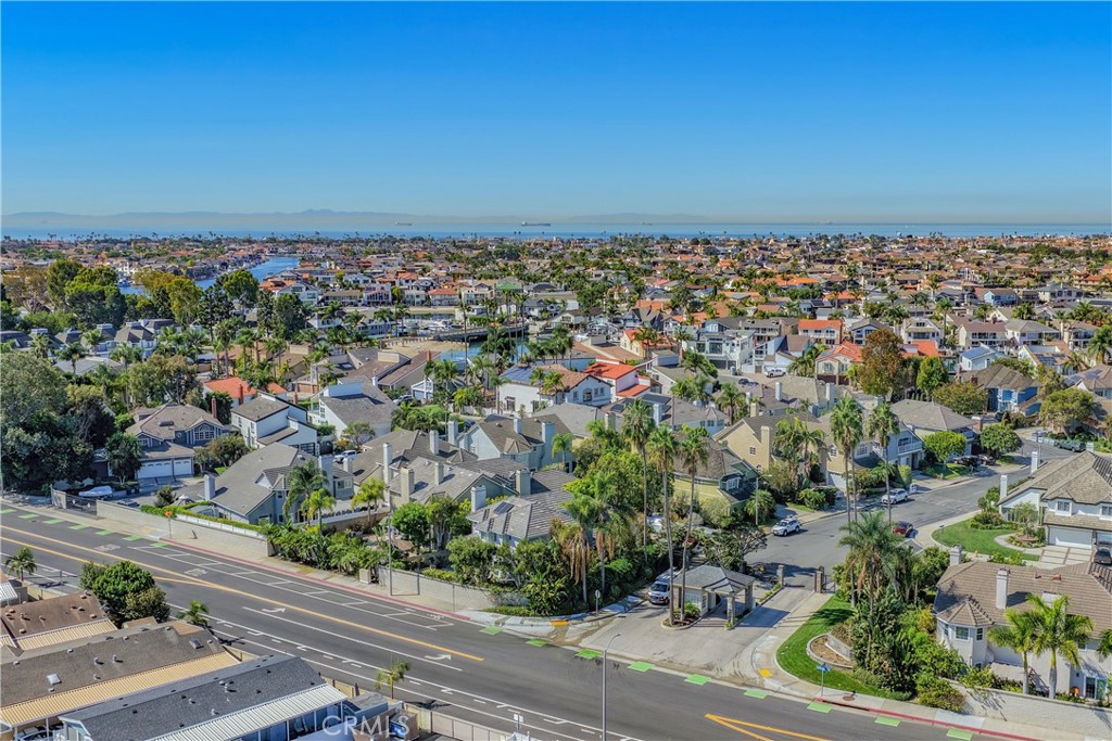 Guard Gated - 16001 Santa Barbara, Huntington Beach CA 92649 - photo 46