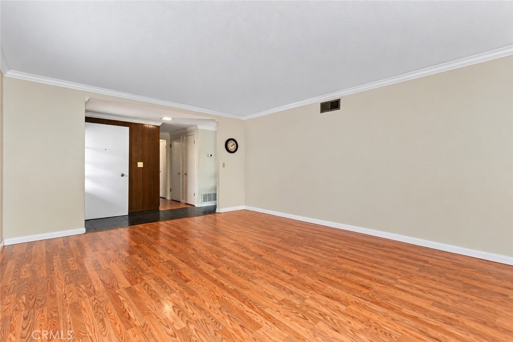 16052 Waltz Circle, Huntington Beach CA 92649 - photo 4