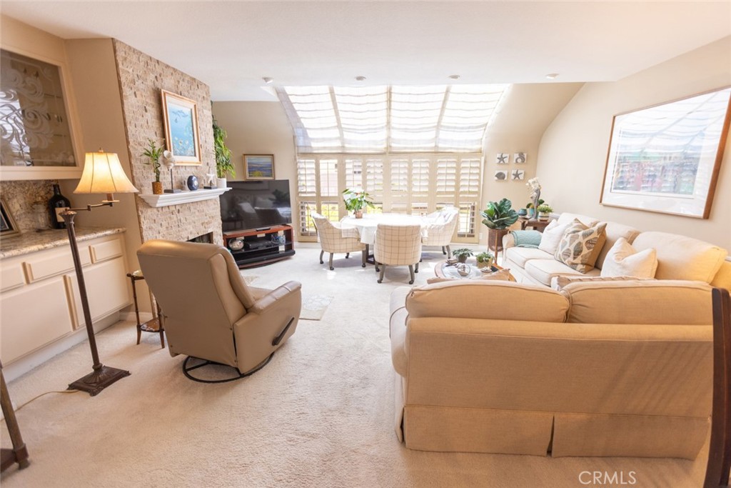 16102 Fame, Huntington Beach CA 92649 - photo 7