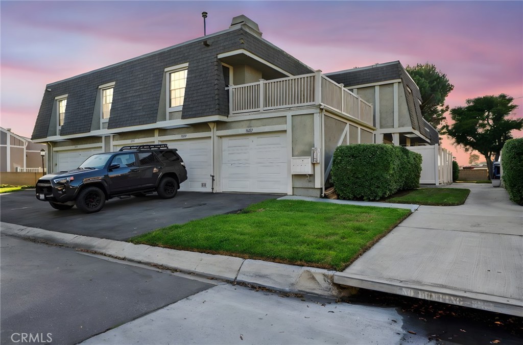 16125 Warmington Lane 12, Huntington Beach CA 92649 - photo 1