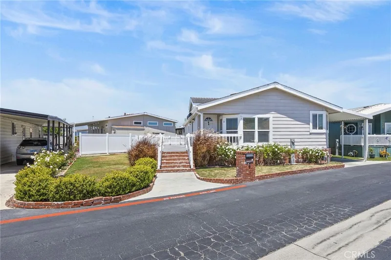 16222 Monterey Lane 35, Huntington Beach, CA 92649