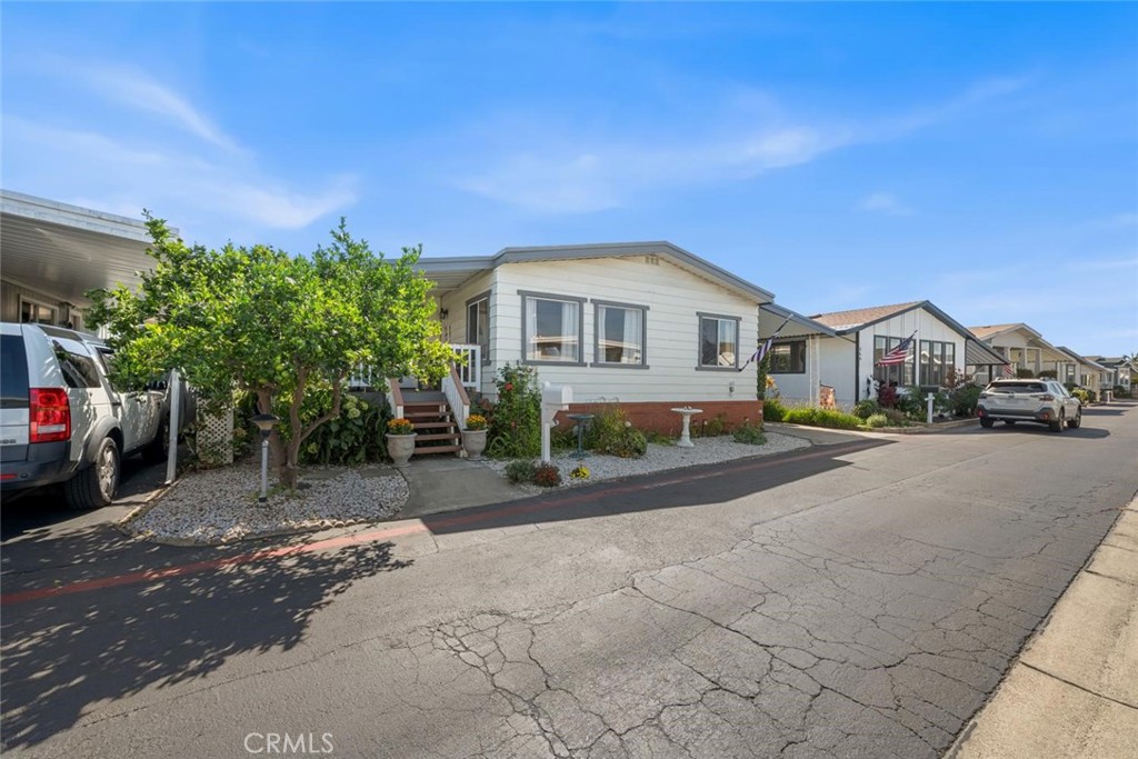 16222 MONTEREY LANE 360, Huntington Beach CA 92649 - photo 2