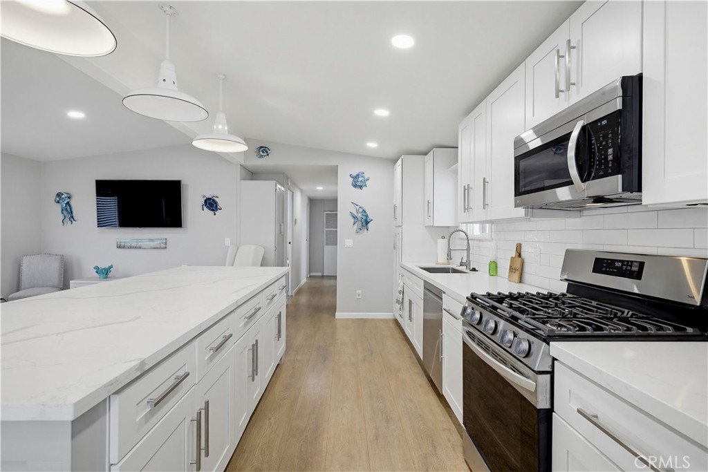 16222 Monterey Lane 79, Huntington Beach CA 92649 - photo 10