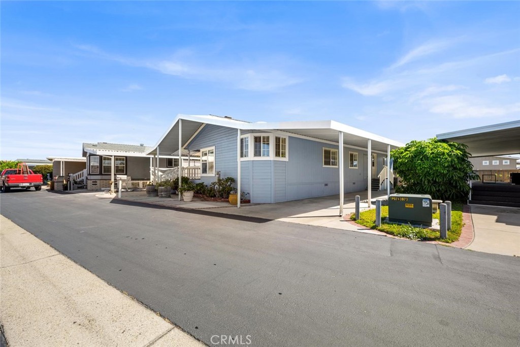 16222 Monterey Ln. 214, Huntington Beach CA 92649 - photo 3