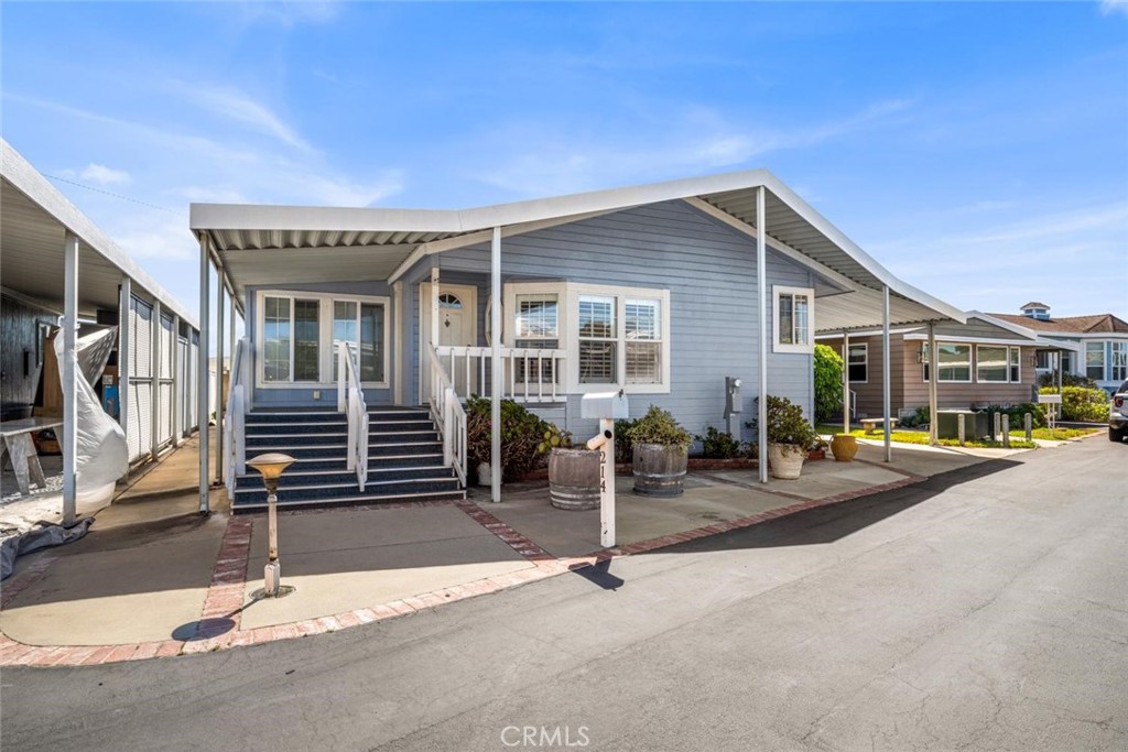 16222 Monterey Ln. 214, Huntington Beach CA 92649 - photo 7