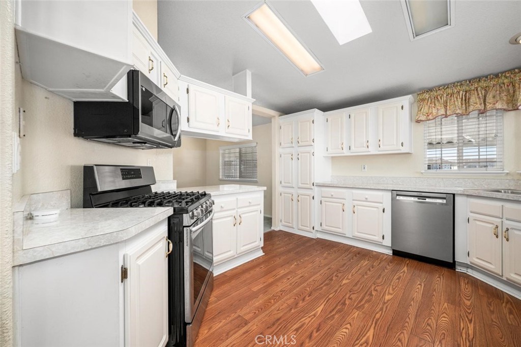 16222 Monterey Ln. 214, Huntington Beach CA 92649 - photo 33
