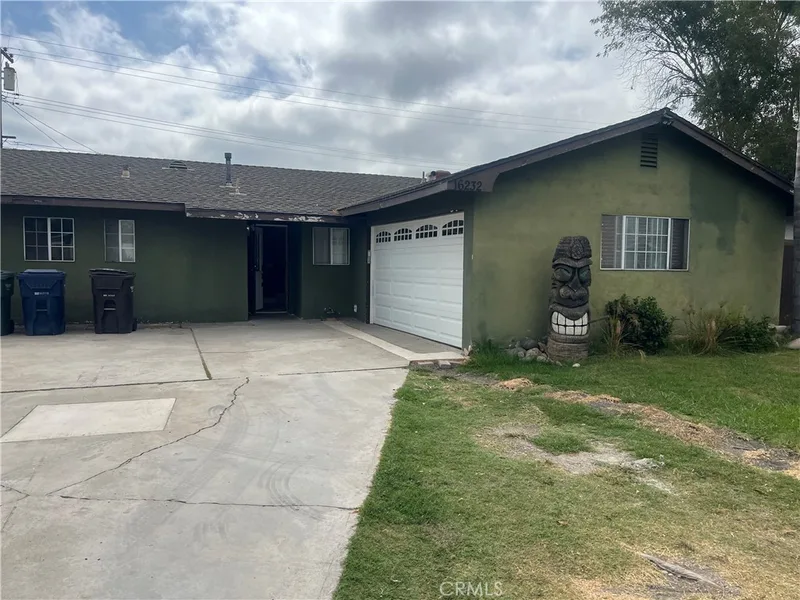 16232 Nassau, Huntington Beach, CA 92649