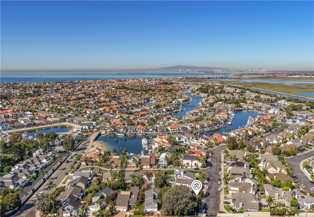 16261 Santa Barbara Lane, Huntington Beach CA 92649 - photo 17