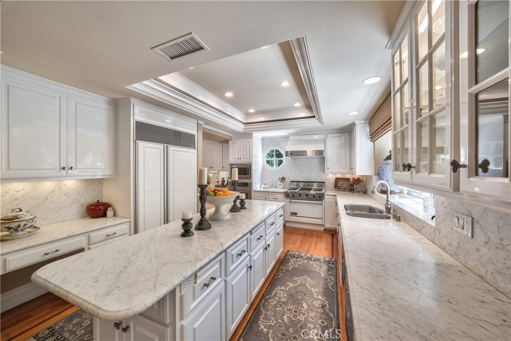 16261 Santa Barbara Lane, Huntington Beach CA 92649 - photo 35