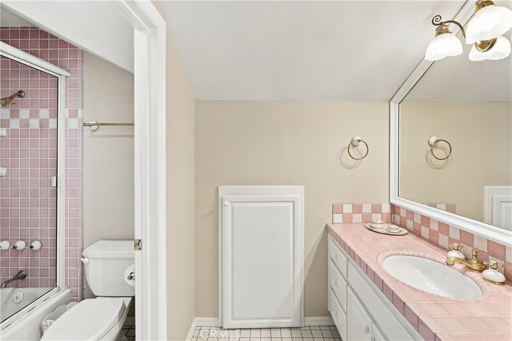 16261 Santa Barbara Lane, Huntington Beach CA 92649 - photo 58