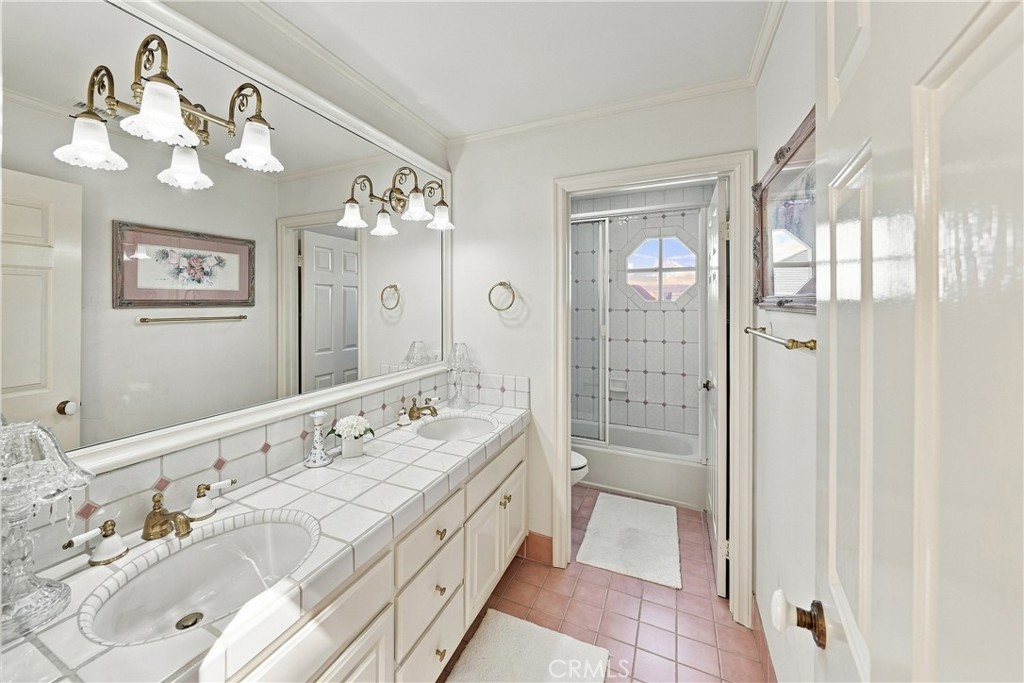 16261 Santa Barbara Lane, Huntington Beach CA 92649 - photo 59