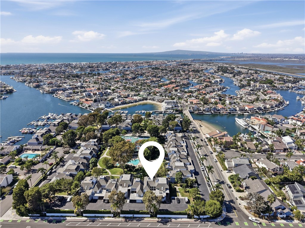 16387 Forest Hills, Huntington Beach CA 92649 - photo 3