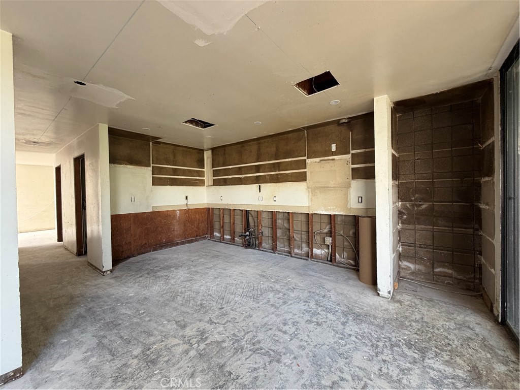 16387 Forest Hills, Huntington Beach CA 92649 - photo 13