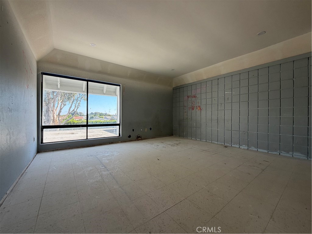 16387 Forest Hills, Huntington Beach CA 92649 - photo 15