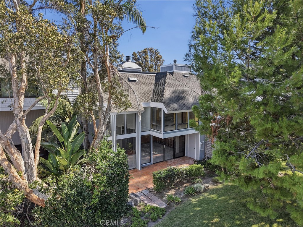 16387 Forest Hills, Huntington Beach CA 92649 - photo 19