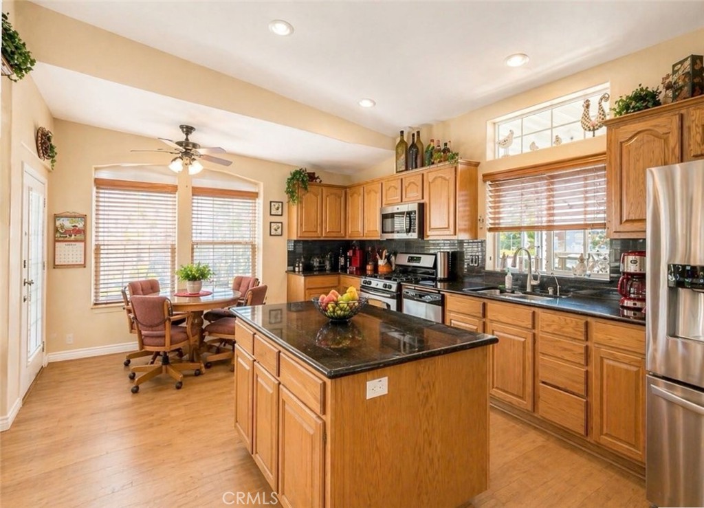16401 Napili Lane, Huntington Beach CA 92649 - photo 4
