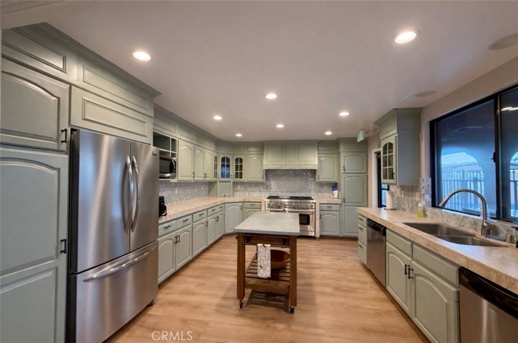 16401 Napili Lane, Huntington Beach CA 92649 - photo 28