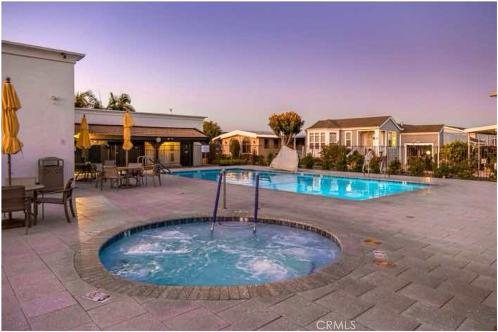 16401 Napili Lane, Huntington Beach CA 92649 - photo 33