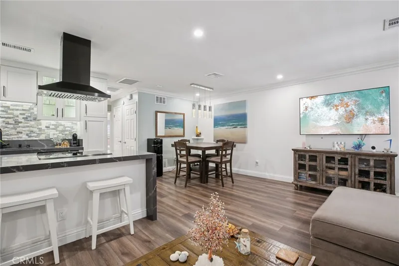 16407 De Anza, Huntington Beach, CA 92649