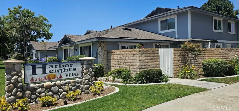 16408 Vista Roma Circle CI116, Huntington Beach, CA 92649