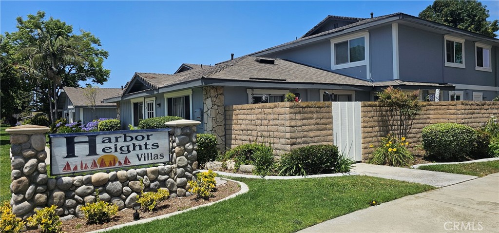 16408 Vista Roma Circle CI116, Huntington Beach CA 92649 - photo 1