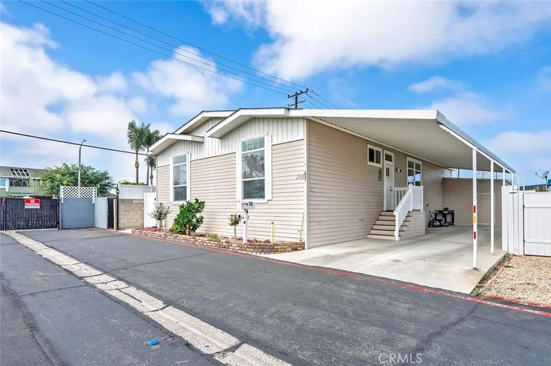 16444 Bolsa Chica Street 20, Huntington Beach, CA 92649