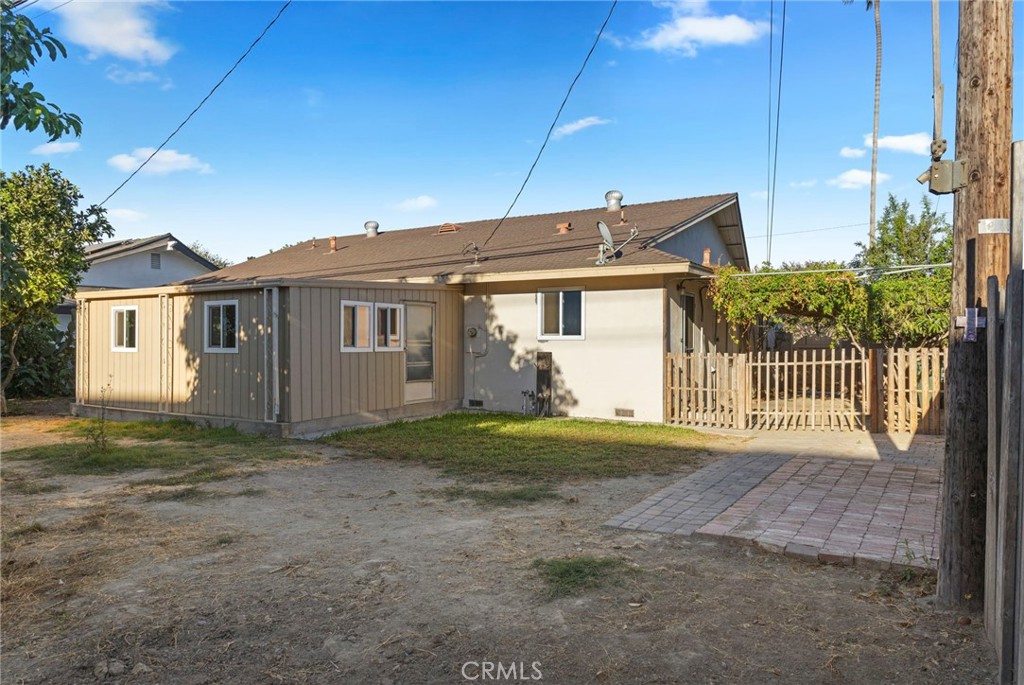 16451 Rhone, Huntington Beach CA 92647 - photo 19