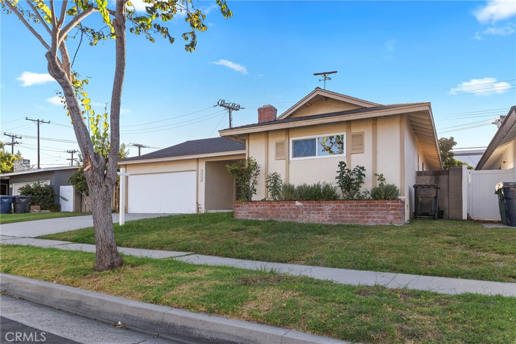 16451 Rhone, Huntington Beach CA 92647 - photo 20