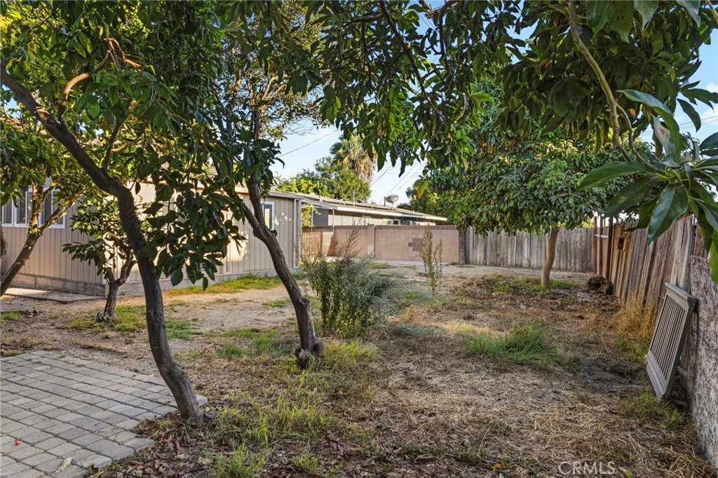 16451 Rhone, Huntington Beach CA 92647 - photo 23