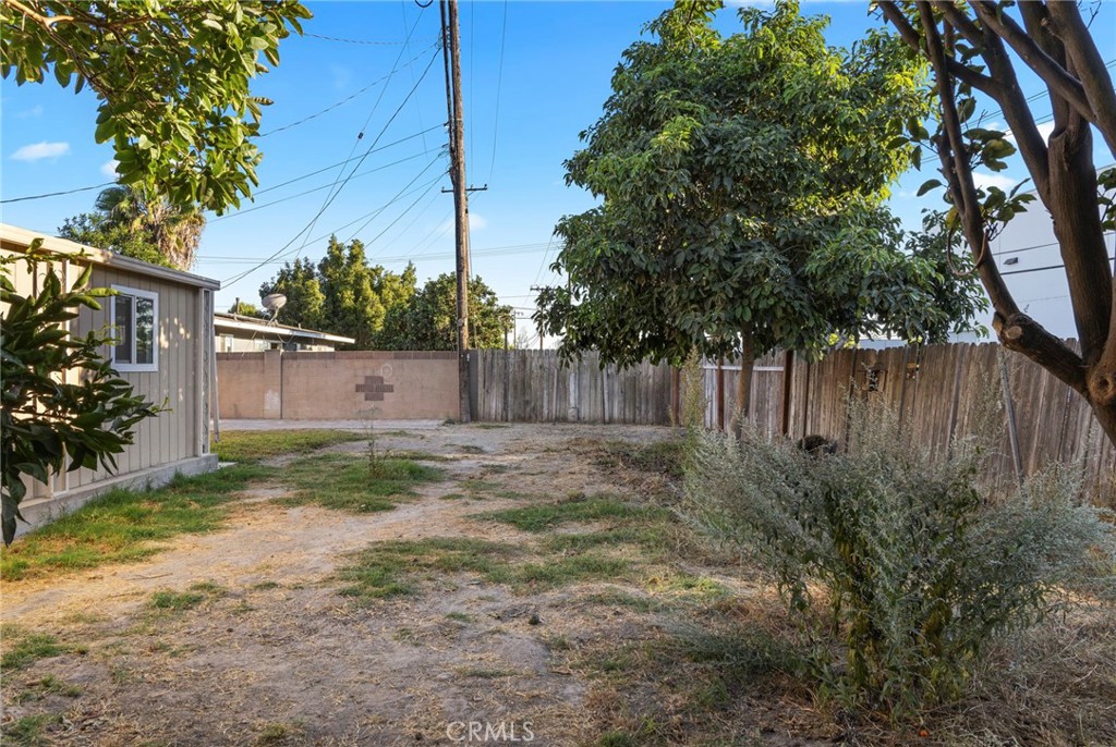 16451 Rhone, Huntington Beach CA 92647 - photo 27
