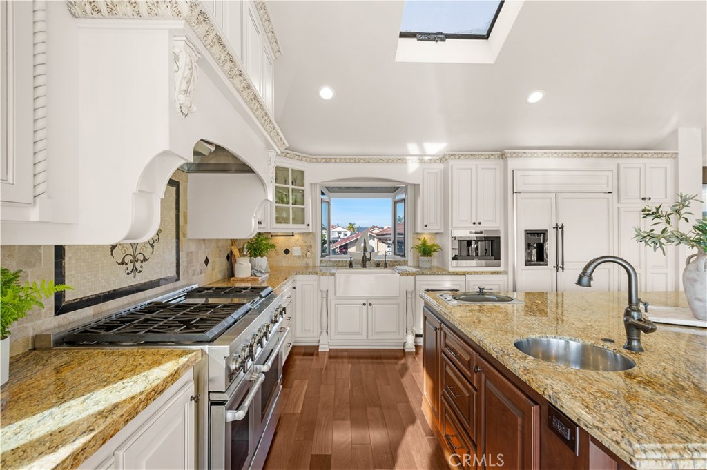16455 Ladona Circle, Huntington Beach CA 92649 - photo 9