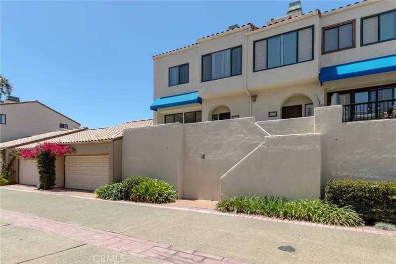 16456 Germain 223, Huntington Beach