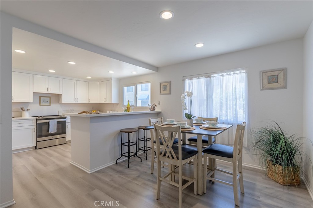 Kitchen & Dining - 16456 Germain 223, Huntington Beach CA 92649 - photo 4