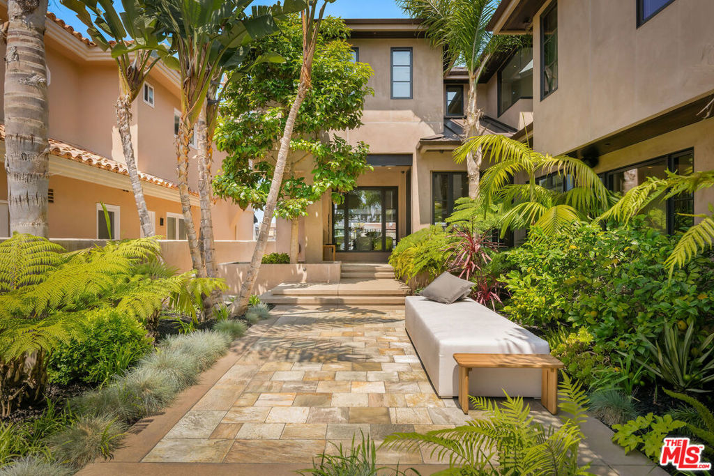 16462 Malden Circle, Huntington Beach CA 92649 - photo 3
