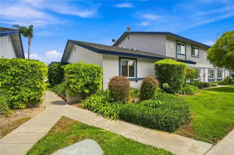 16516 Le Grande Lane, Huntington Beach
