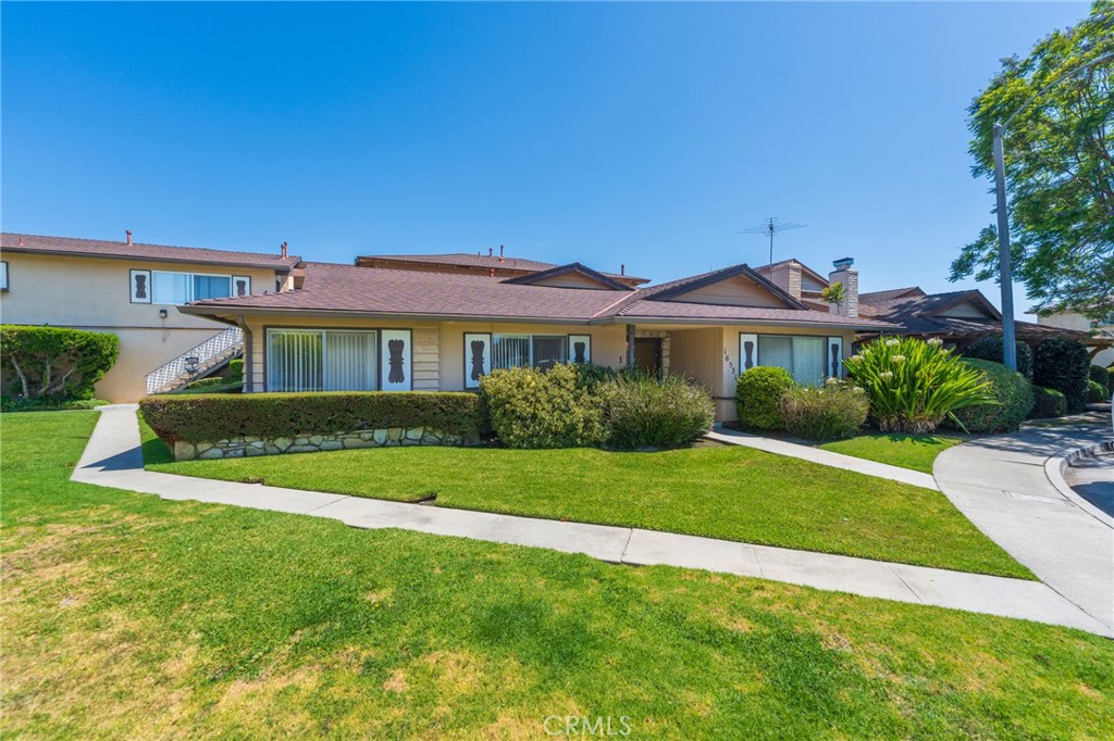 16531 Kellog 1, Huntington Beach CA 92647 - photo 3