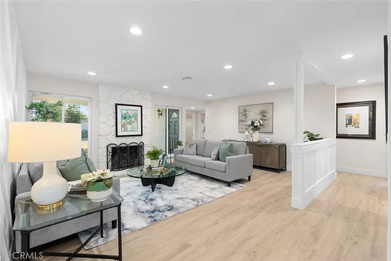 16541 Loire Circle, Huntington Beach, CA 92647