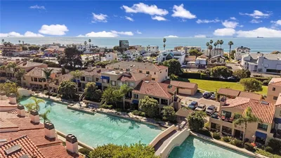 16560 Bordeaux, Huntington Beach