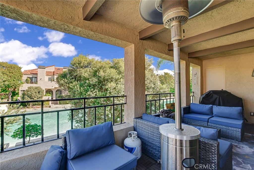 16560 Bordeaux, Huntington Beach CA 92649 - photo 17