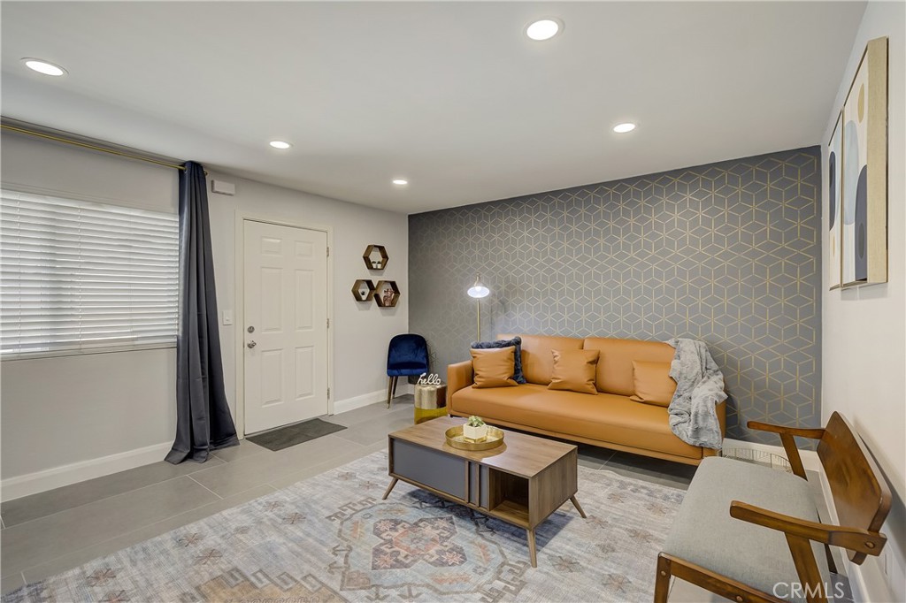16562 Regina 4, Huntington Beach CA 92649 - photo 1